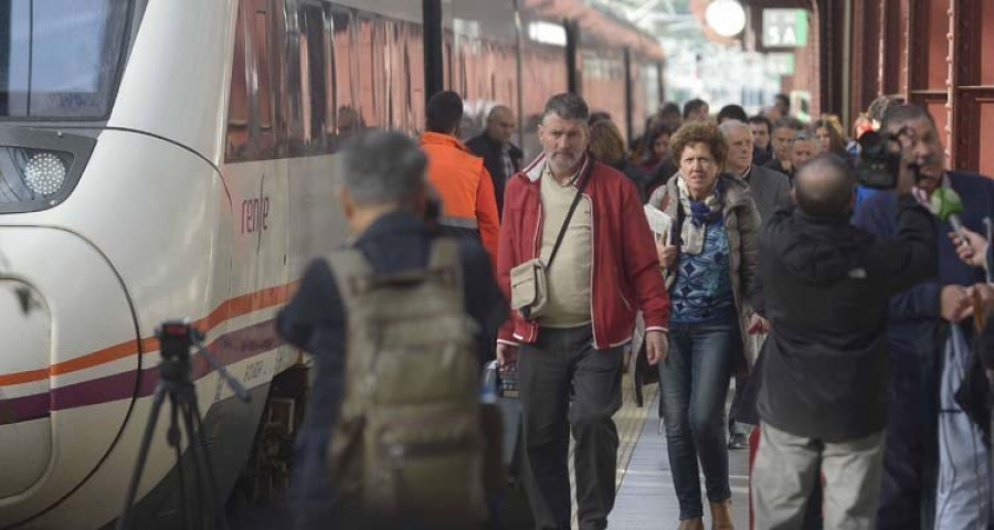 Portugal se interesa por el enlace ferroviario entre A Coruña y Lisboa