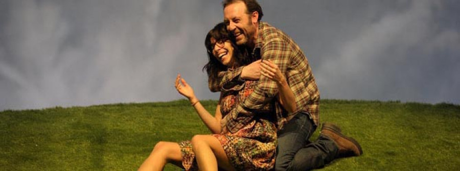 Maribel Verdú y Antonio Molero, enamorados en el Pazo da Cultura