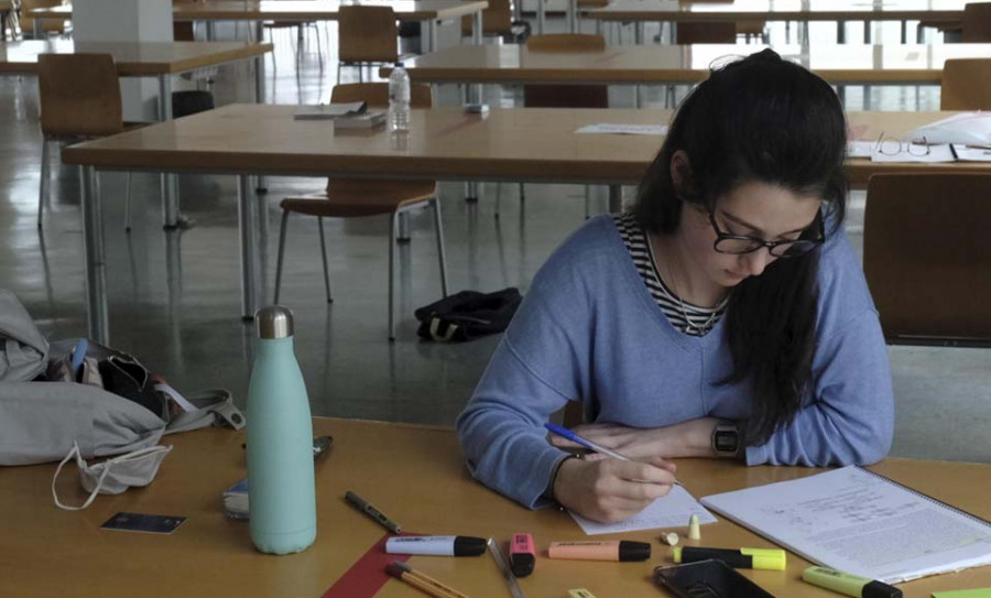 El aula de estudio del campus reabre sus puertas con aforo limitado y medidas de seguridad