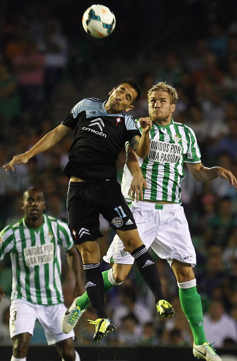 El Celta supera  al Betis gracias  a Yoel y el acierto tras el descanso