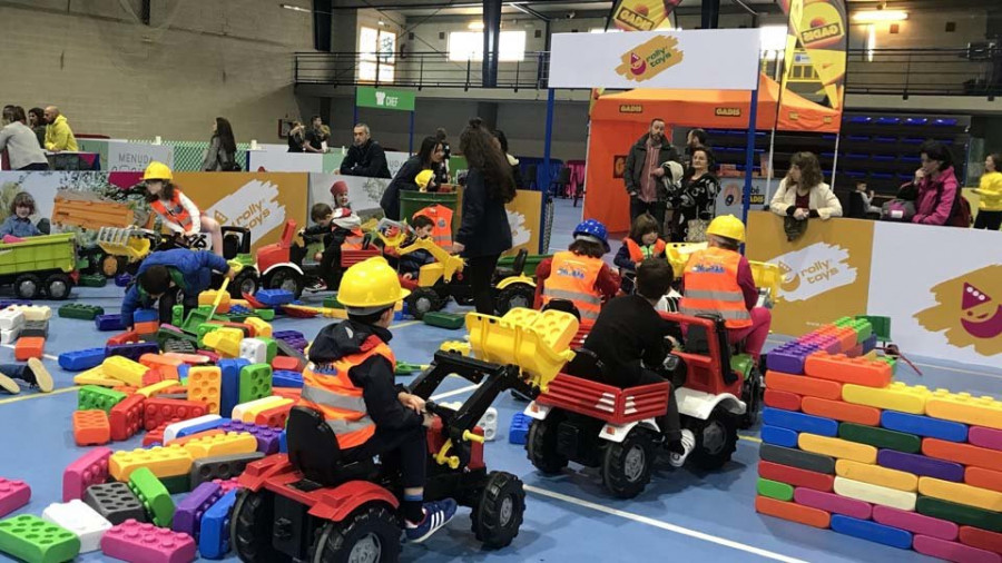 Gran afluencia de público en la tercera edición de la feria de ocio infantil O NaróNiño