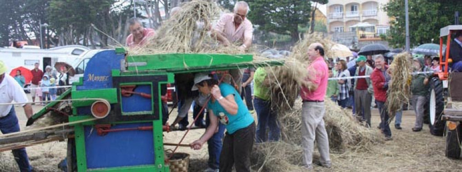 Éxito de público en la recreación de la malla tradicional de Ortigueira