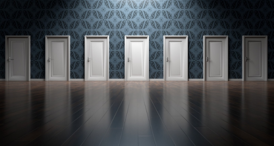 ¿Realmente afecta la elección de una puerta u otra en un hogar?