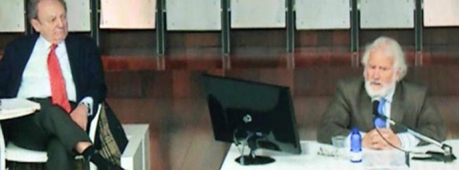 El exsubdirector de Seguridad Marítima defiende la decisión de alejar el “Prestige”