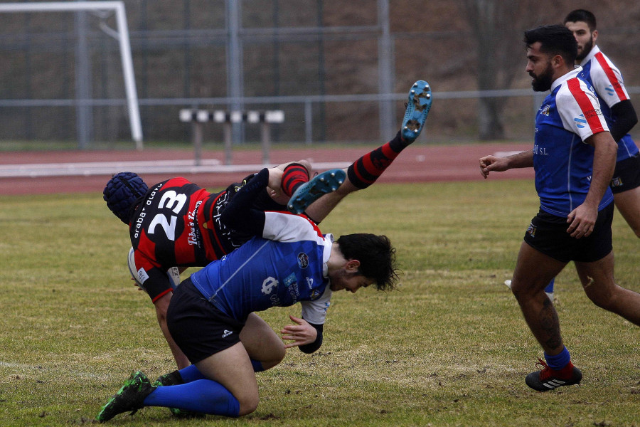 El Rugby Ferrol busca acercarse a la permanencia