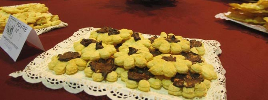 Pasteles disfrazados y orejas en forma de pez cierran el Entroido