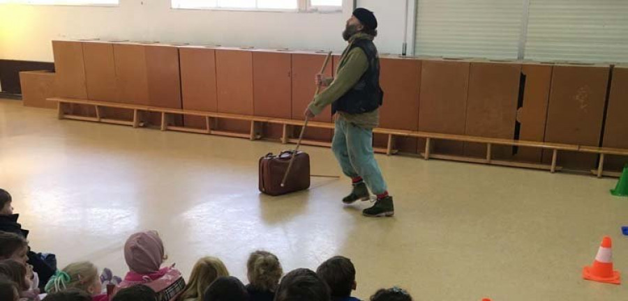 El Apalpador se hace ver en varios colegios del municipio