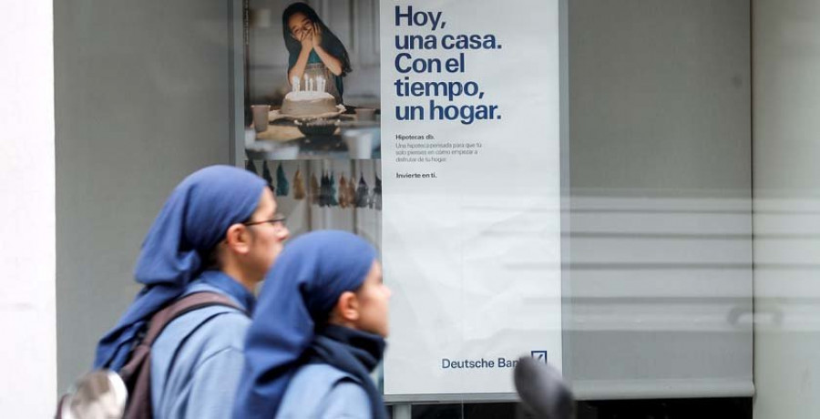 El banco pagará los gastos notariales de las hipotecas y el cliente, la tasación