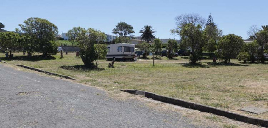 Las caravanas comienza a salir del aparcamiento de A Lagoa