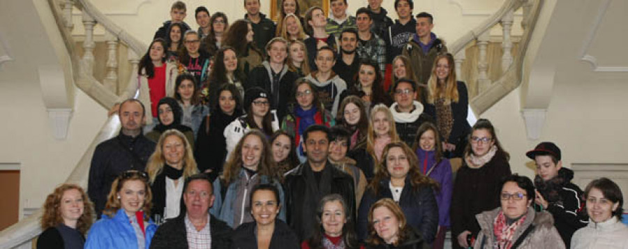 El proyecto europeo del IES de Catabois reúne en Ferrol a alumnos de seis países