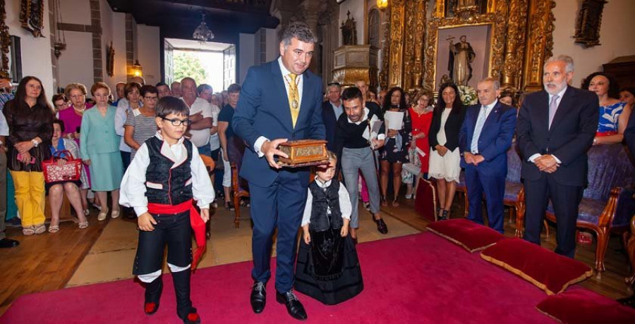 Ortigueira agasaja a la Virgen de los Remedios, patrona de la diócesis Mondoñedo-Ferrol