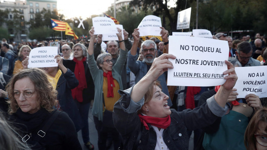 El Parlament rechaza la sentencia y tacha al Supremo de autoritario