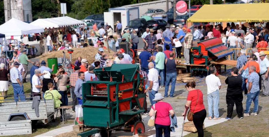 Os Casás rinde homenaje al trabajo en el campo con su tradicional Festa da Malla