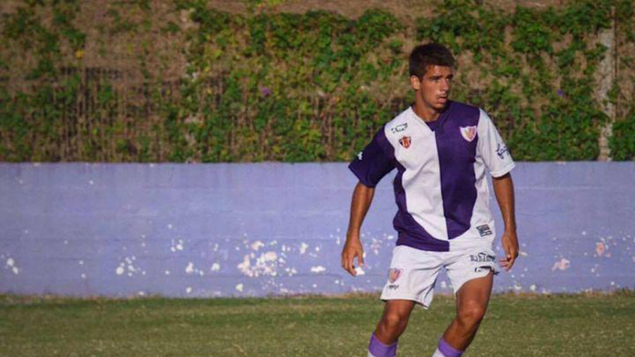 El Racing incorpora al central uruguayo Juan Viacava