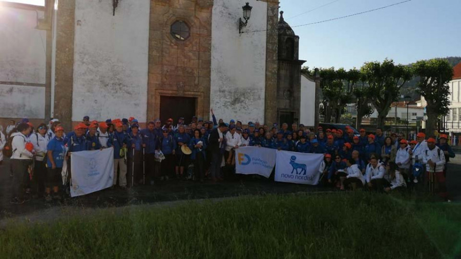 Un centenar de diabéticos se dieron cita en Pontedeume para realizar el Camino Inglés