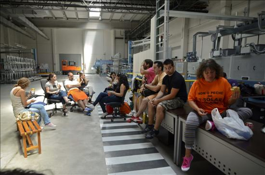 Trabajadores de T-Solar dicen que los han denunciado por ocupar la empresa