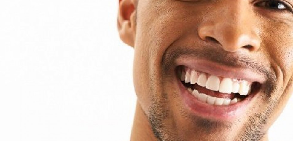 Ten en cuenta las opiniones de los clientes de iDental, ¡y tú también podrás sonreír como ellos!