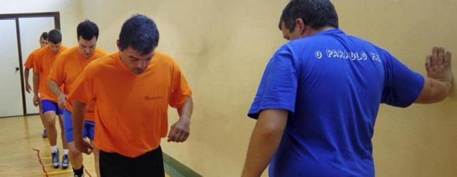 O Parrulo disputa su primer encuentro ante el Burela