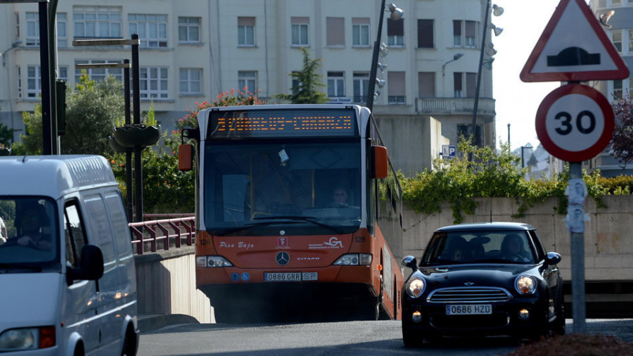 La oferta favorita para el bus urbano subroga a todos los trabajadores