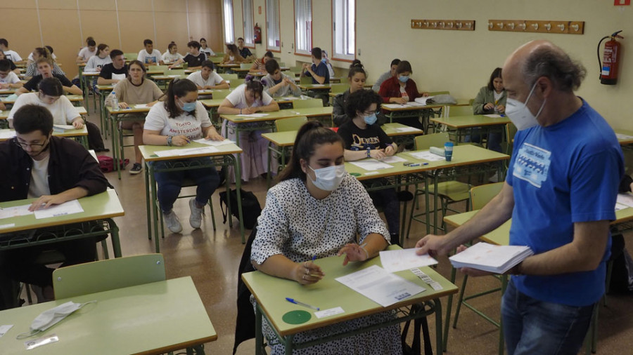 Tranquilidad y protocolos anti Covid en el comienzo de la ABAU en Ferrol