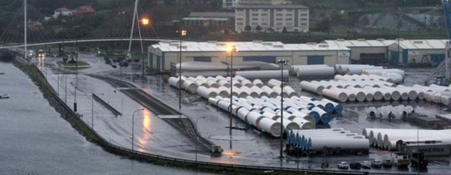 Fomento da luz verde al trazado sur del tren al puerto exterior de Ferrol