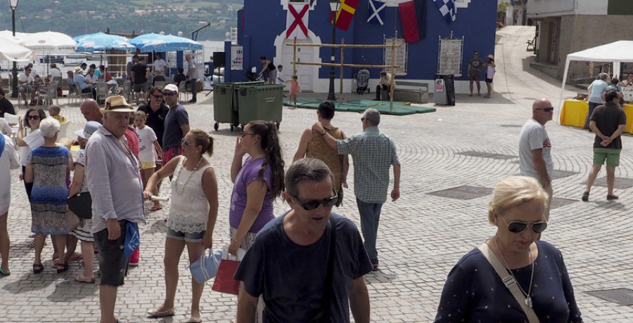 Redes rememora su tradición marinera con la Festa da Cabria