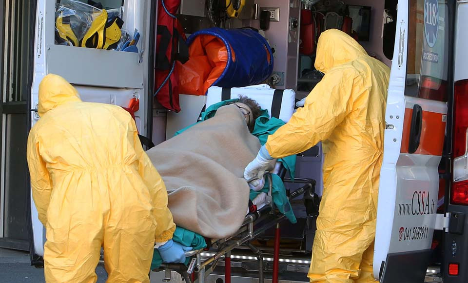 El coronavirus se extiende en Italia con dos muertos y 60 contagiados
