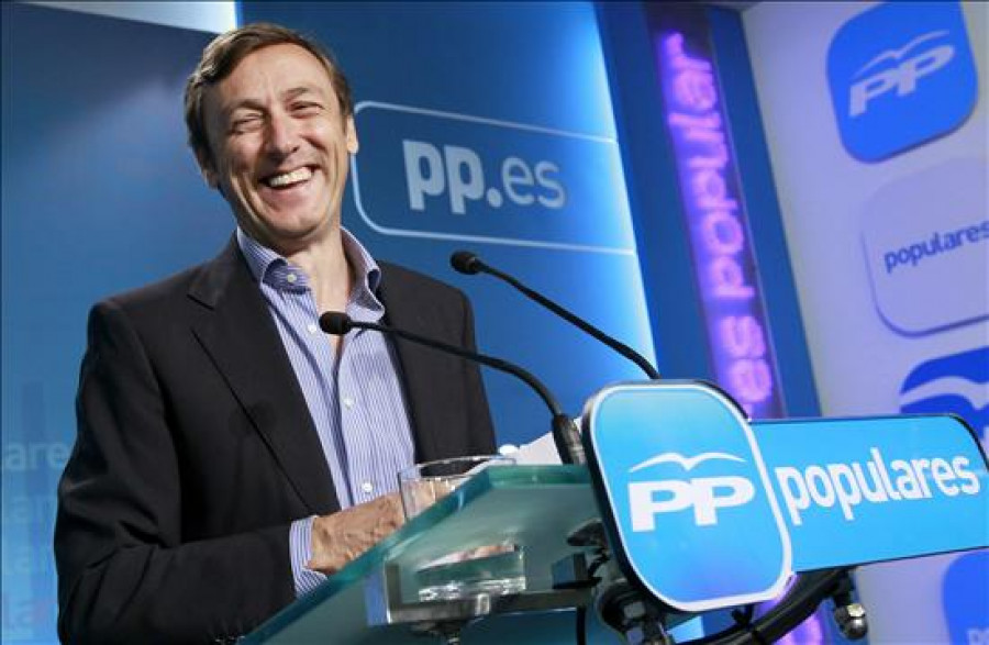 El PP ve un "sarcasmo" que el PSOE pida a Santamaría rectificar sobre Griñán