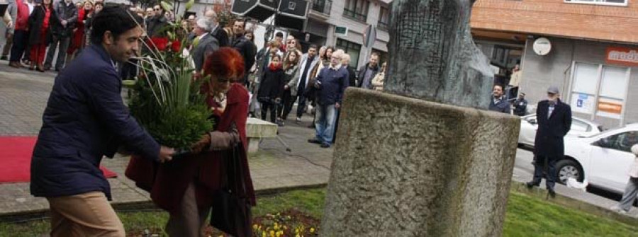 Ferrol rinde homenaje a Segura Torrella en su 15 aniversario