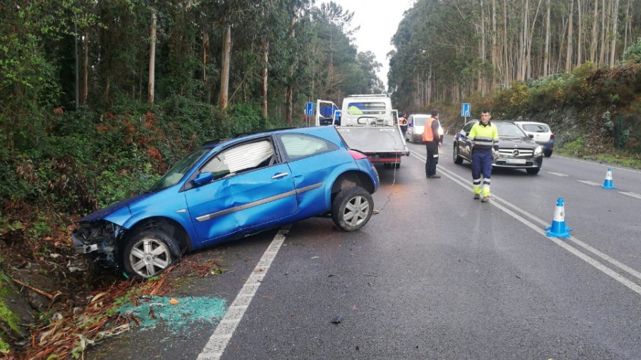 Un muerto en Vila de Cruces en una trágica noche para las carreteras gallegas