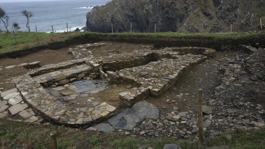 Cedeira programa nuevas catas en el yacimiento arqueológico de Sarridal