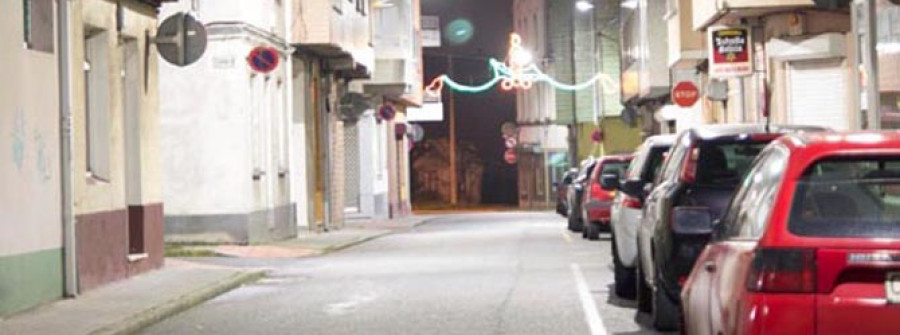 NARÓN-El barrio de A Gándara estrena nueva imagen con las luces Led