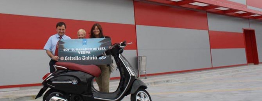 NARÓN - Pilar Castro gana la Vespa de Eroski y Estrella Galicia