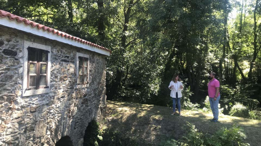 Narón destina 35.000 euros a reparar una cubierta del molino de Pedroso