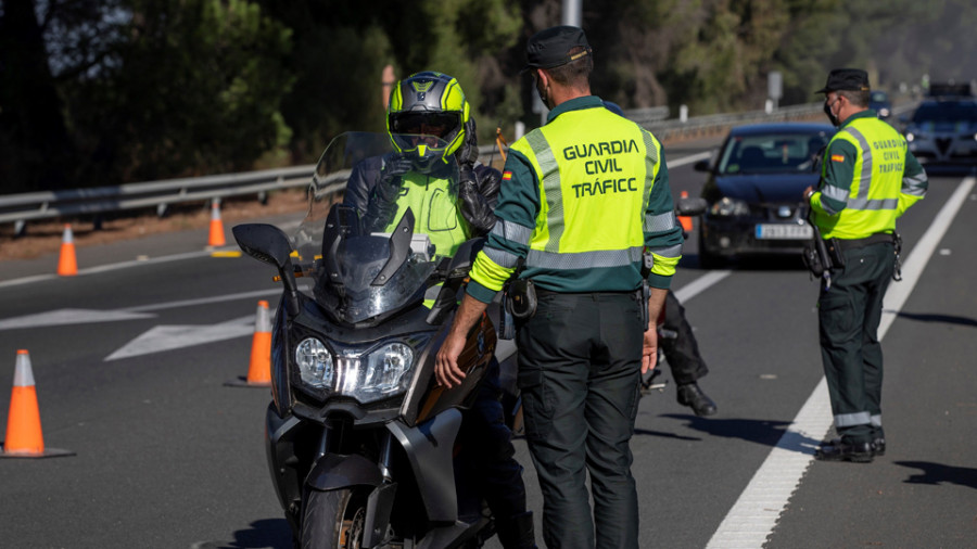 La DGT inicia una campaña especial de alcohol y drogas en vías de Galicia