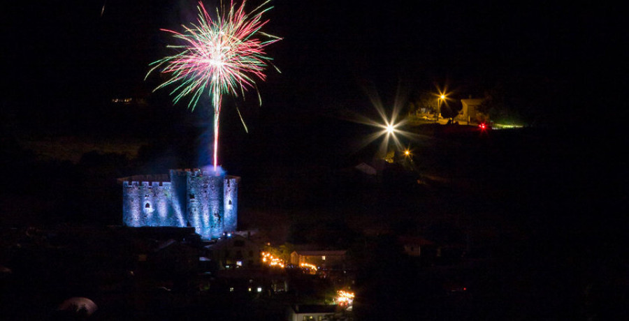 El festival Irmandiño de Moeche continúa  hoy con la recreación del asalto al castillo