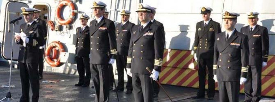 El capitán de fragata Jesús  Paz Pena, nuevo comandante del buque “Juan de Borbón”