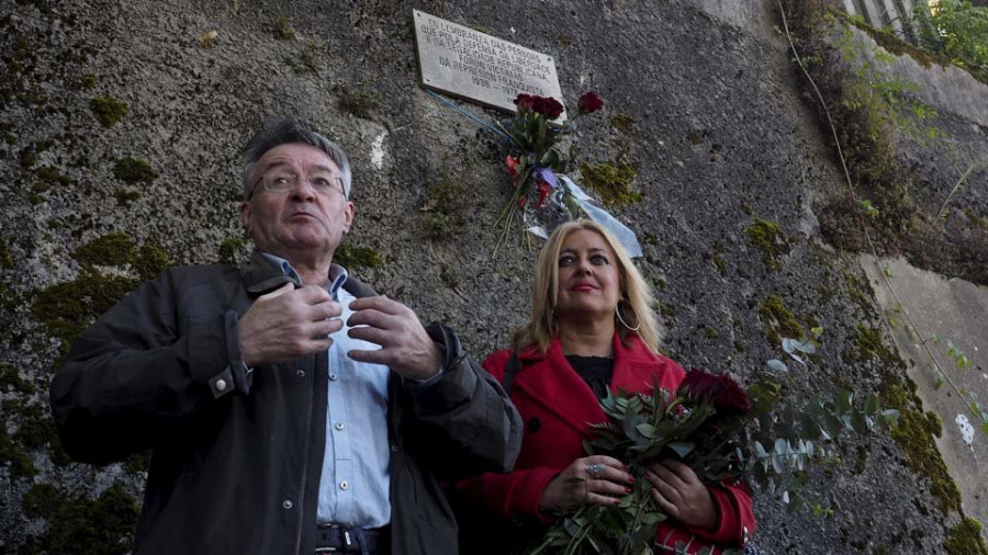 Los socialistas celebran la exhumación del dictador y homenajean en Canido a las víctimas del franquismo