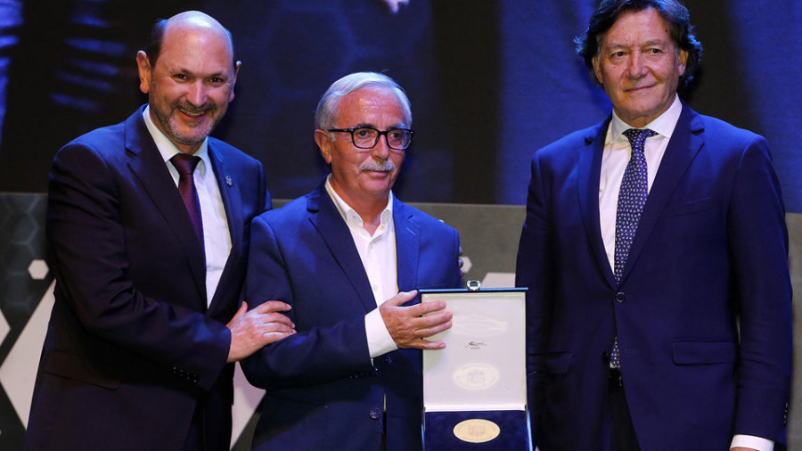 Ferrolterra recibió sus premios en la gala gallega