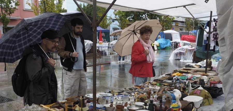 Canido vivió una completa jornada  de mercado, música y convivencia