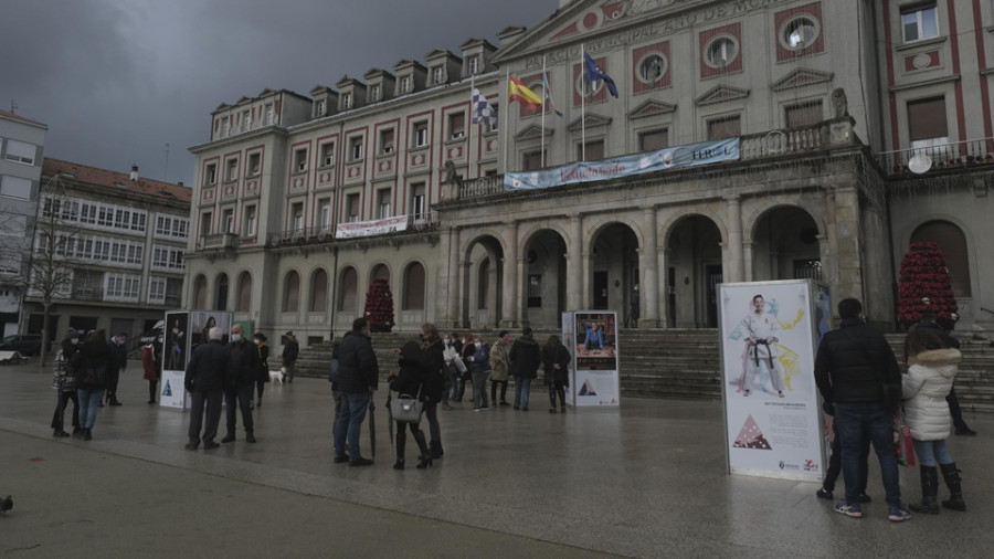 Ferrol reivindica la tolerancia con la exposición “A rede visible”