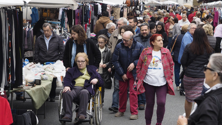 Los beneficiarios de la Risga en Ferrol vuelven a superar la cifra de los 400