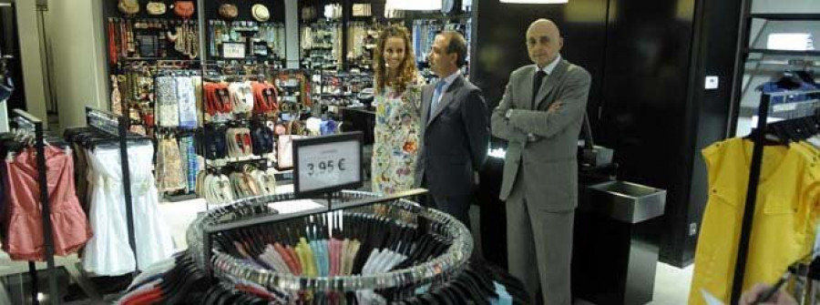 Sfera, la cadena de moda de El Corte Inglés, lanza su tienda online en España