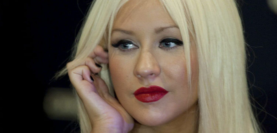 Christina Aguilera dona los beneficios de “Change” a las víctimas de Orlando
