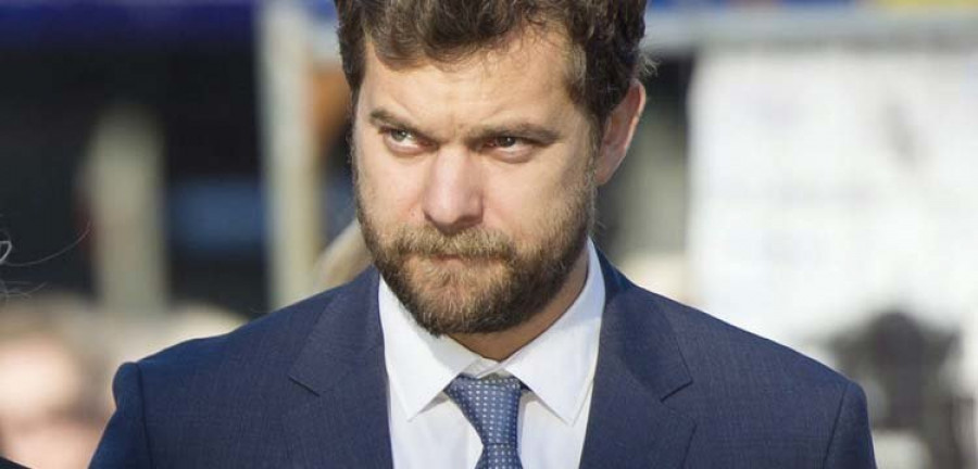 Joshua Jackson cambia a Diane Kruger por su compañera Ruth Wilson