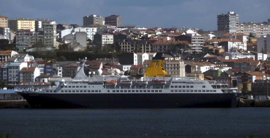 Ferrol espera una nueva oleada de cruceros tras un fin de semana con 3.000 turistas