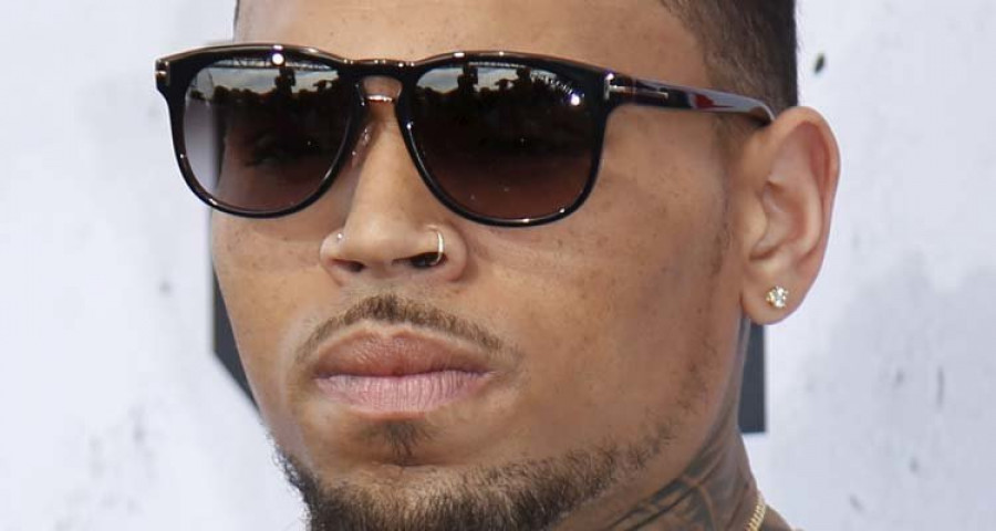 Denuncian a Chris Brown por destrozar una casa en España