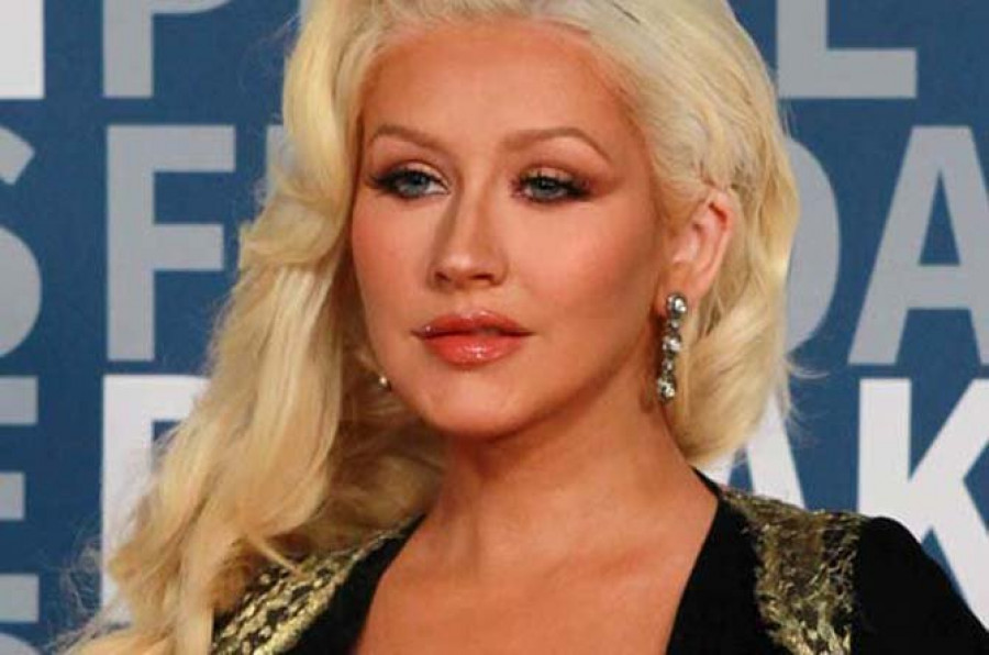 Christina Aguilera comparte besos con su novio en Instagram