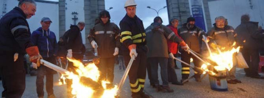 Los empleados de Navantia entran en campaña con una vigilia por el naval