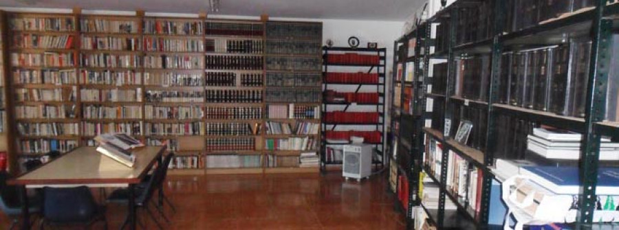 Amigos da Paisaxe Galega do Seixo reabre a biblioteca “Cristina Amenedo”